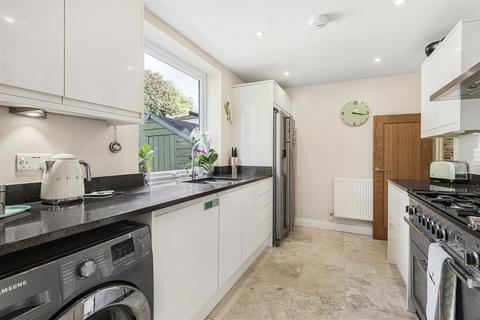 6 Peel Close, Caversham, Reading, RG4 5BL
