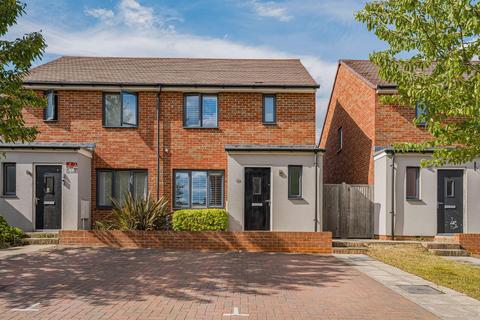 2 Forrest Shaw, Ebbsfleet Valley, Swanscombe, DA10 1AF