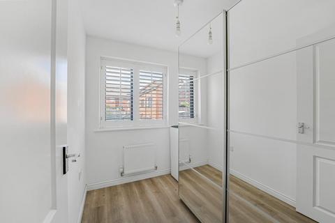 2 Forrest Shaw, Ebbsfleet Valley, Swanscombe, DA10 1AF