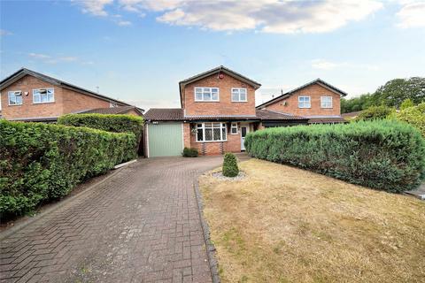 4 Rosebay Grove, Wombourne, Wolverhampton, WV5 8LE
