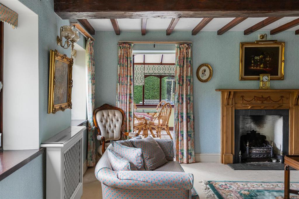 Manor Cottage 64.jpg