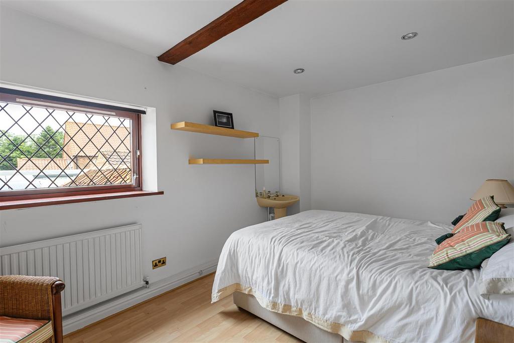 Manor Cottage 109.jpg