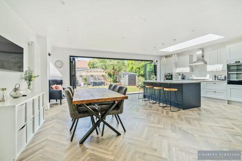 4 bedroom semi-detached house for sale, Repton Gardens, Gidea Park