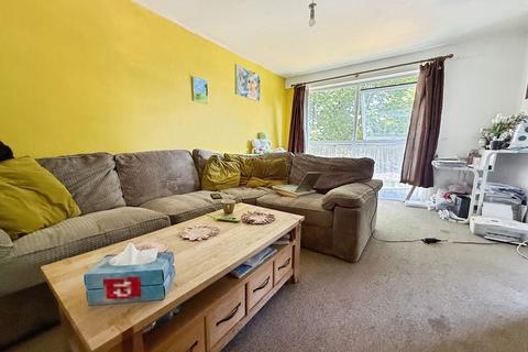 3 bedroom maisonette for sale, Stoneygate Road, Leicester LE2