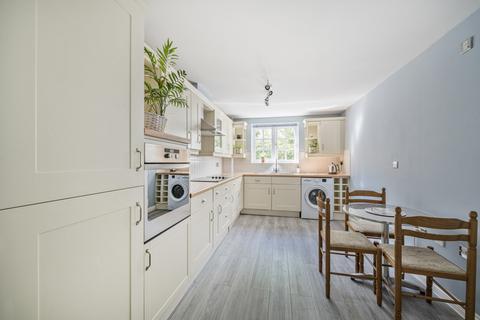3 bedroom apartment for sale, Courtney Place, Binfield RG42
