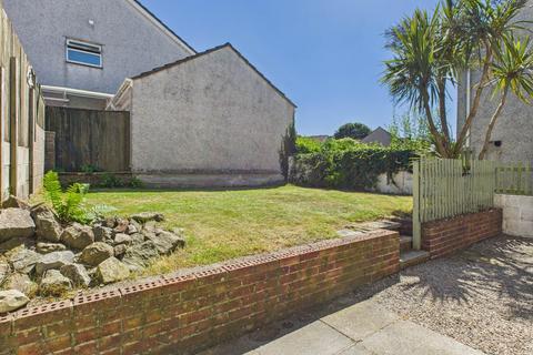 28 Beech Road, Callington, PL17 7JA