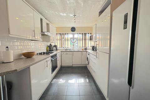 4 bedroom semi-detached house for sale, Brownshore Lane, Wolverhampton WV11
