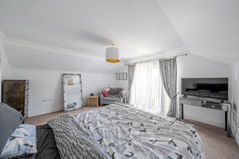 12 Tower Place, Warlingham, CR6 9PW