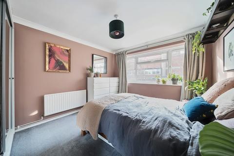 99 Elsinore Road, London, SE23 2SQ