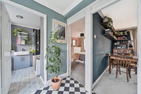 99 Elsinore Road, London, SE23 2SQ