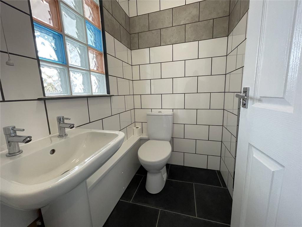 Ground Floor Wc