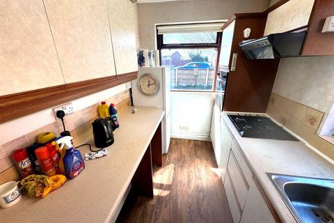 3 bedroom semi-detached house for sale, Nuthurst Road, Manchester