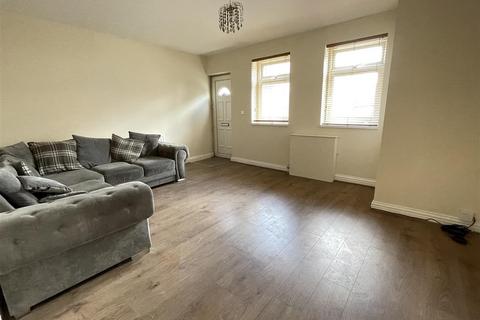3 bedroom flat for sale, Stanhope Road, South Shields