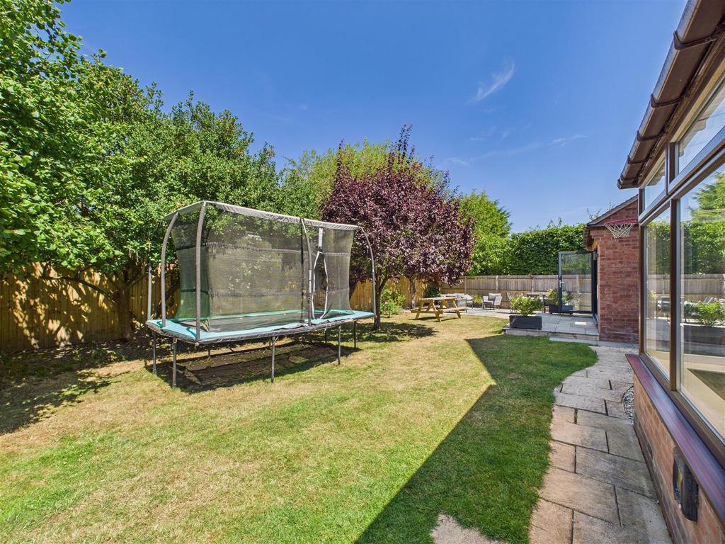 CAM05251 G0-PR0062-STILL030.jpg