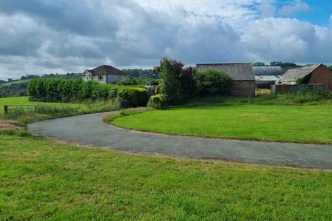 3 bedroom detached house for sale, Llysonnen Road, Carmarthen SA33