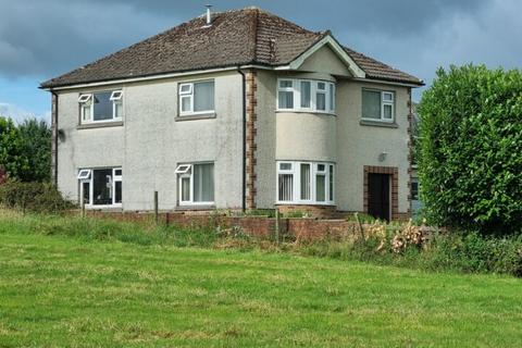 3 bedroom detached house for sale, Llysonnen Road, Carmarthen SA33