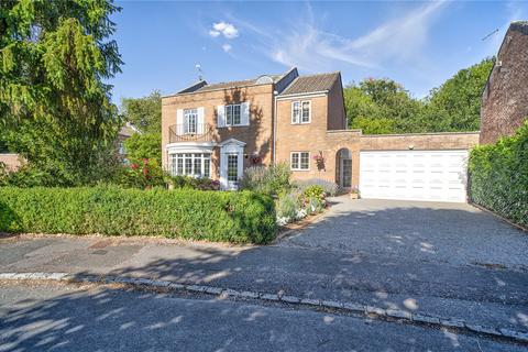 12 Carlton Gate, Swindon, SN3 1NF