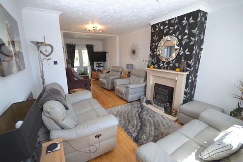 2 Bushey Close, Whipsnade, Dunstable, LU6 2LQ