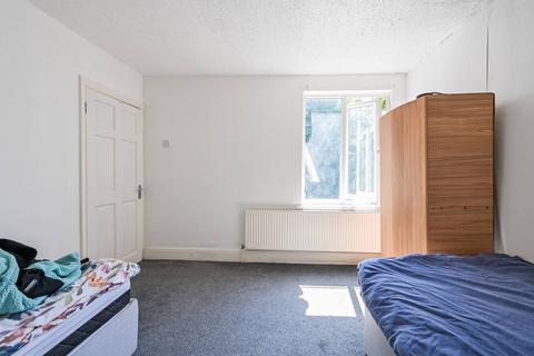 undefined, Grange Court, Leyton, London, E10