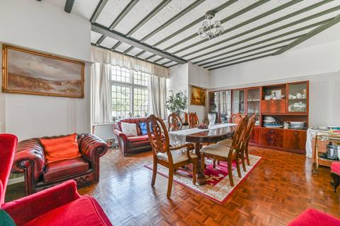 5 bedroom detached house for sale, Norbury Avenue, Norbury, London, SW16
