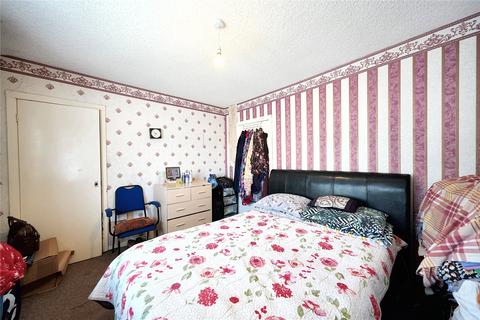 3 bedroom terraced house for sale, First Avenue, Bushbury, Wolverhampton, West Midlands, WV10