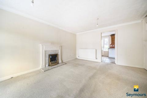 27 Cater Gardens, Guildford, GU3 3BY