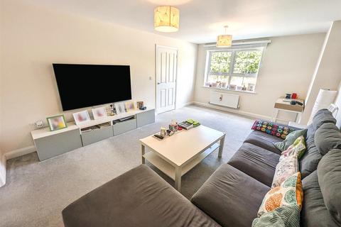 11 Bruce Drive, Corby, NN18 8TL