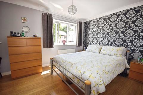 3 bedroom end of terrace house for sale, Byron Fields, Nottingham NG15