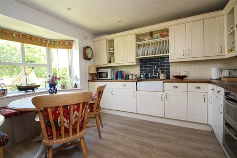 4 bedroom semi-detached house for sale, Meadow Lane, Hamble, Southampton, Hampshire, SO31
