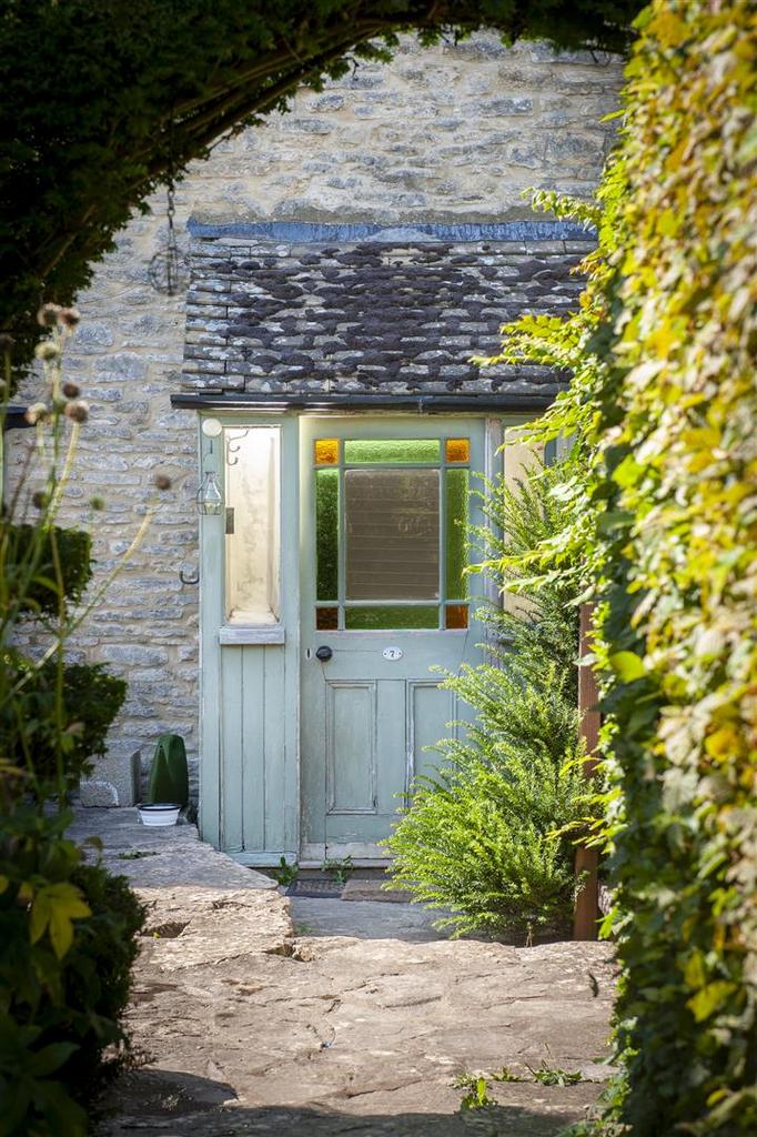 Holly Bevan Airbnb-523.jpg