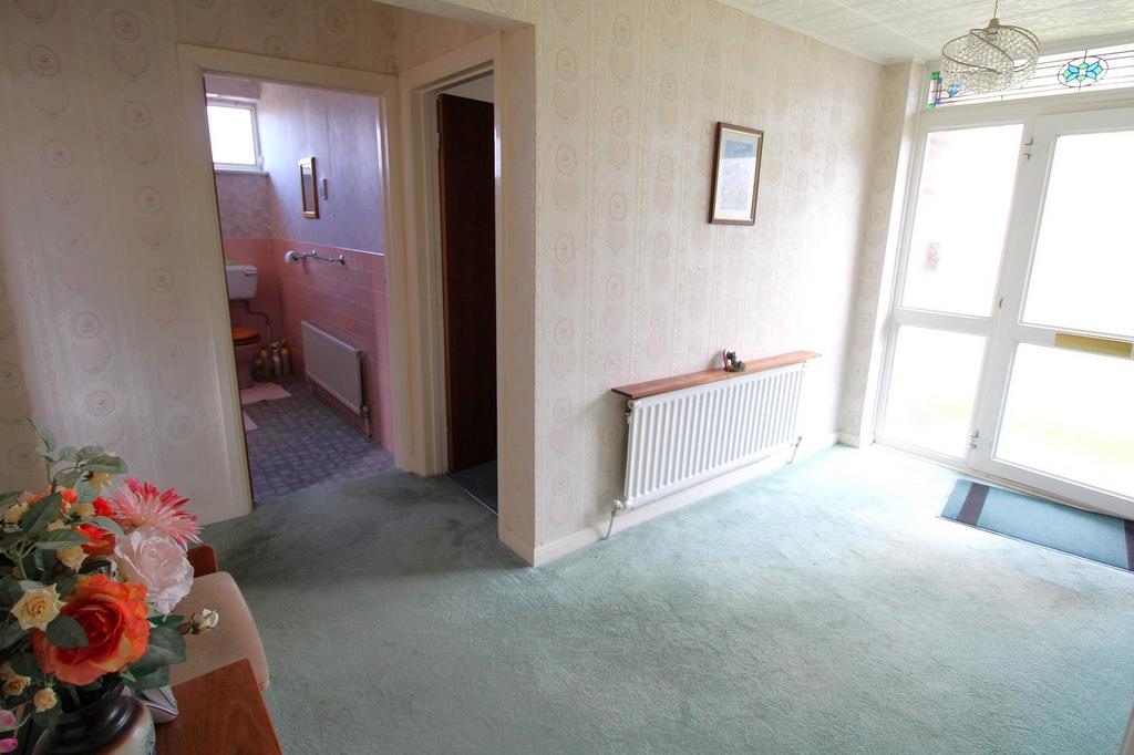 L Shaped Hallway