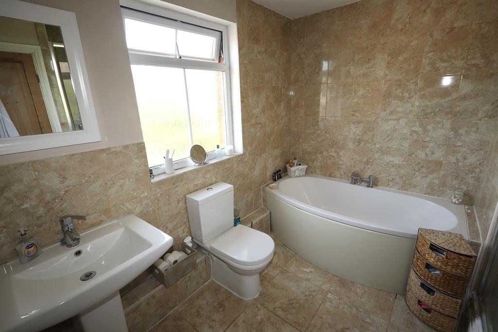 Family bathroom