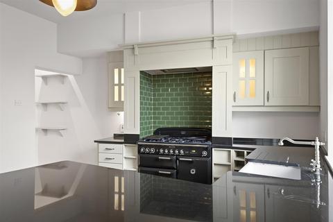 3 bedroom terraced house for sale, Main Street, Burley In Wharfedale LS29