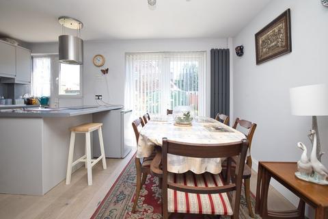 4 Ash Close, Broadstairs, CT10 2PD