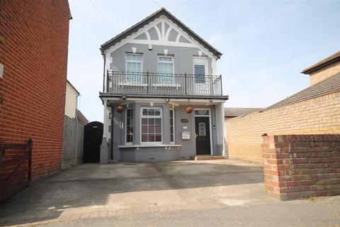 undefined, Clacton on Sea CO15