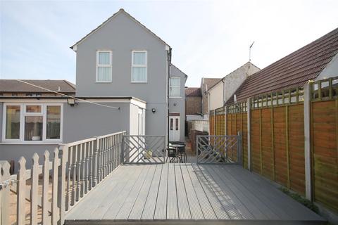 undefined, Clacton on Sea CO15