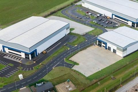 Warehouse to rent, Leftfield Deeside, Estuary Way Pentre CH5 2RD