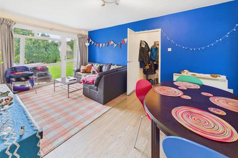 2 bedroom apartment for sale, Rochfort Court, Bath