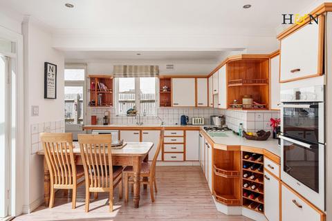 undefined, Park Avenue, Hove BN3