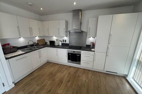 2 bedroom flat to rent, Bawley Court, 1 Magellan Boulevard, London