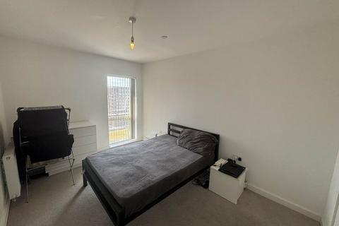 2 bedroom flat to rent, Bawley Court, 1 Magellan Boulevard, London