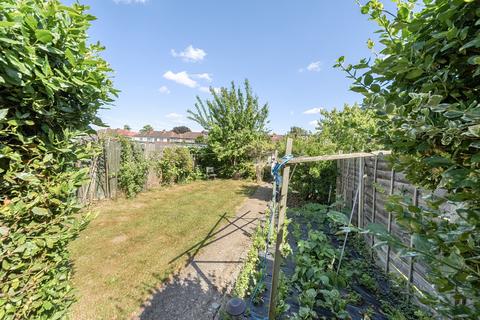152 Waverley Road, Harrow, HA2 9RE