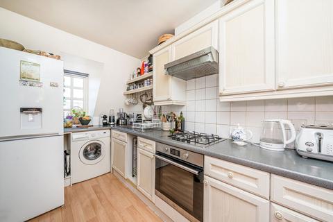 undefined, High Street, Kingston Upon Thames KT1