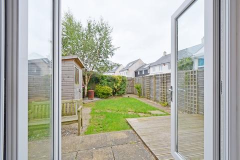 2 Fairfields, Probus, Truro, TR2 4FG