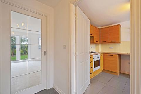 2 Fairfields, Probus, Truro, TR2 4FG