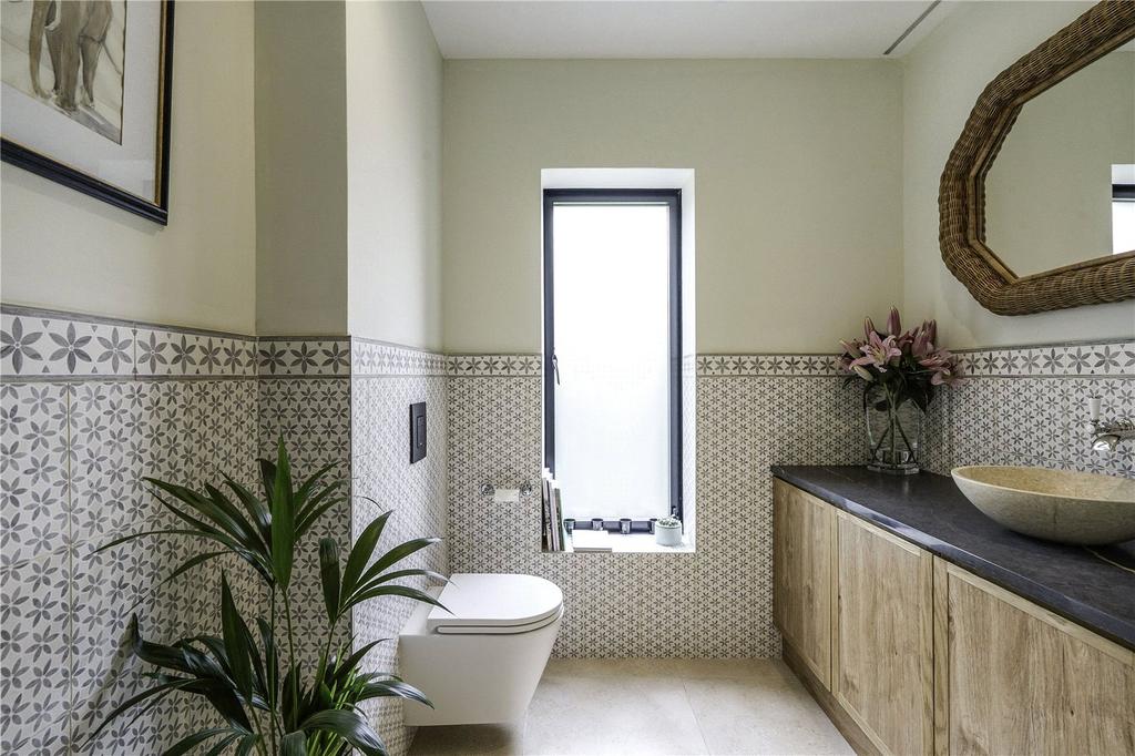 Guest Bathroom