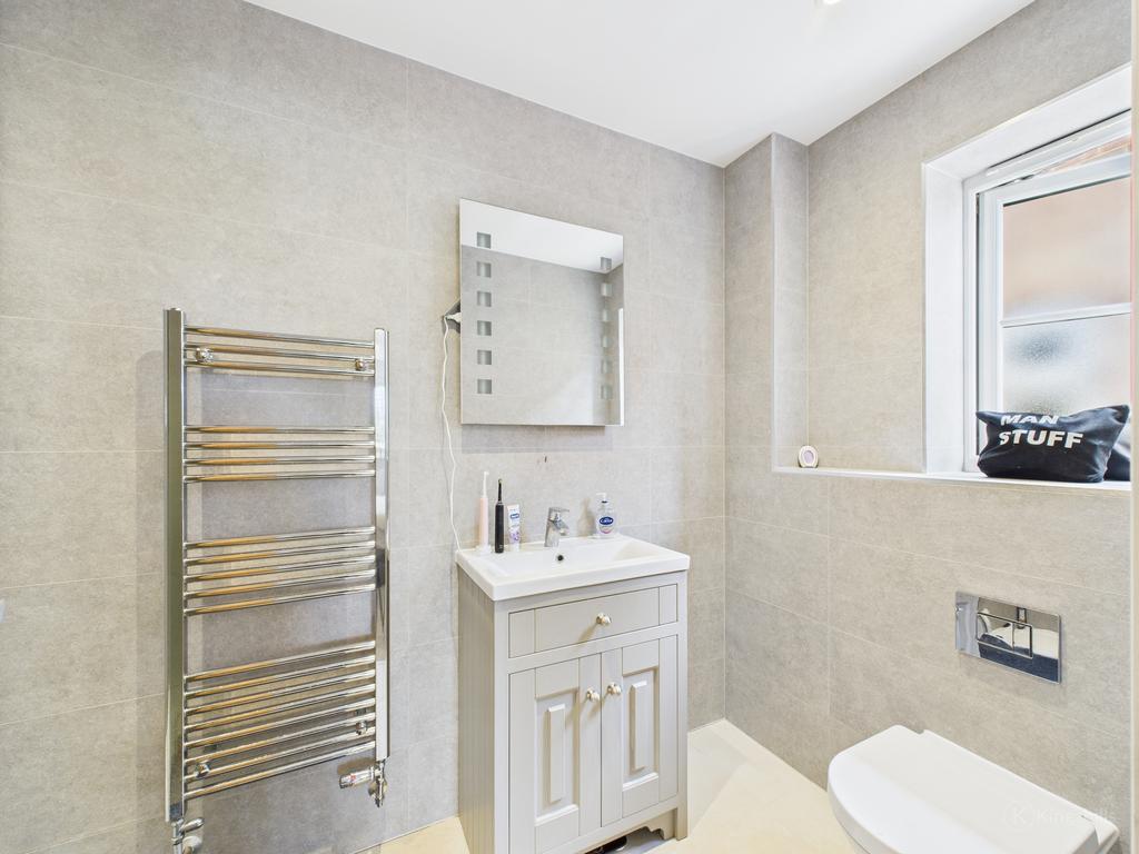 Ensuite