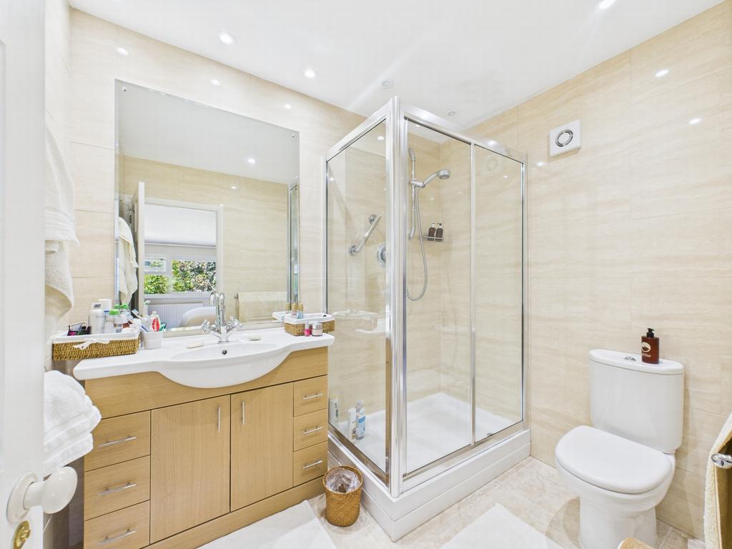 Shower rm