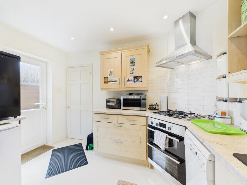 Kitchen 2