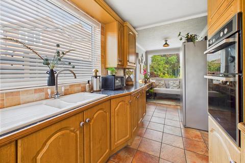3 bedroom semi-detached house for sale, Queens Close, Cottingham